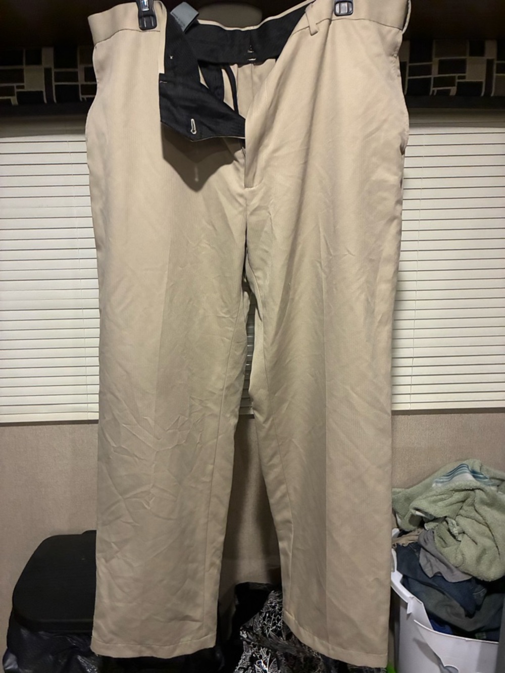 Savane Men's Tan Chino Pants - Straight Leg